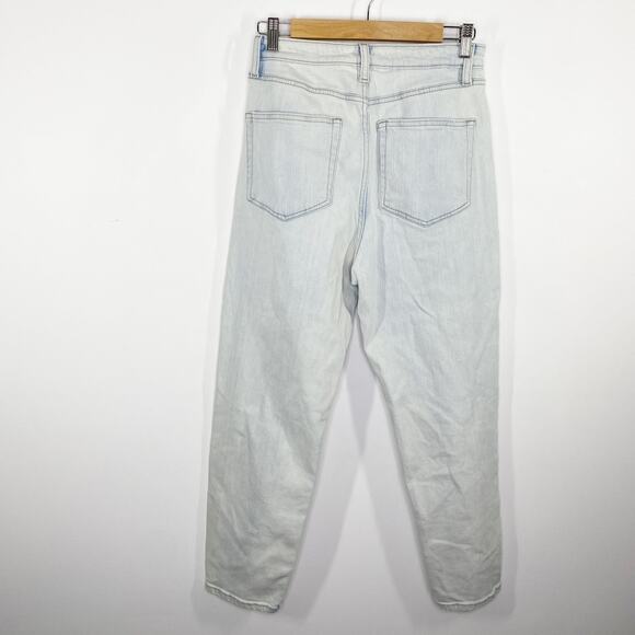 Wild Fable Highest Rise Light Wash Blue Denim Mom Jeans Women's Size 8 - Picture 2 of 11